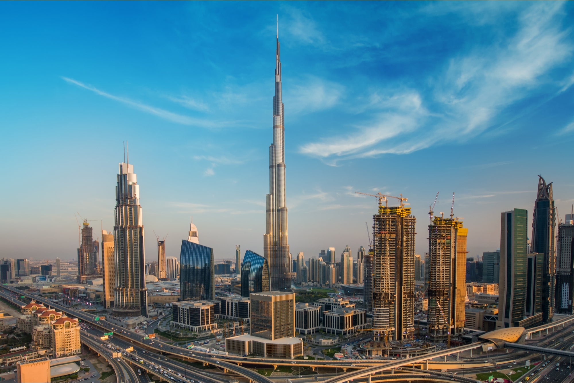 Top Reasons Why Dubai is Fast Becoming a Business Hub
